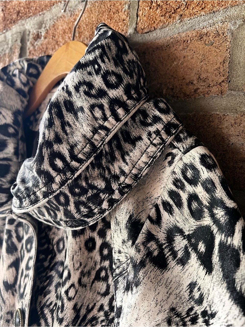 Red Coral Animal Print Leopard Bubble Hem Statement Coat Bell Sleeve L - Picture 7 of 16